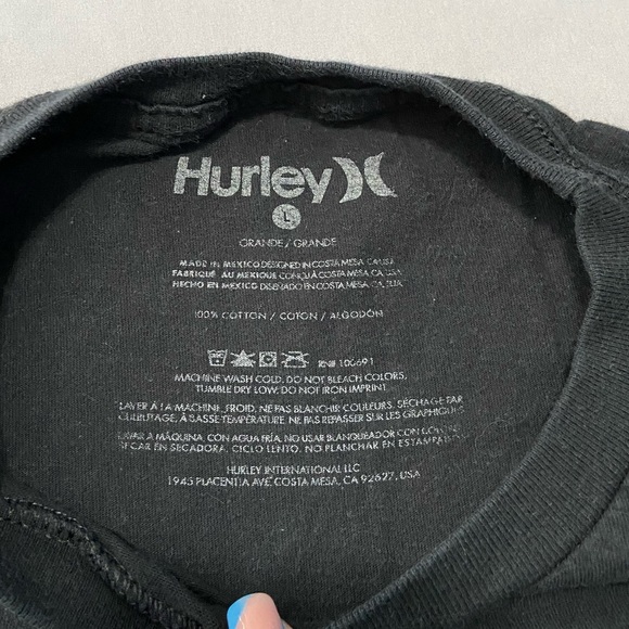 Hurley T-Shirt - Picture 3 of 3